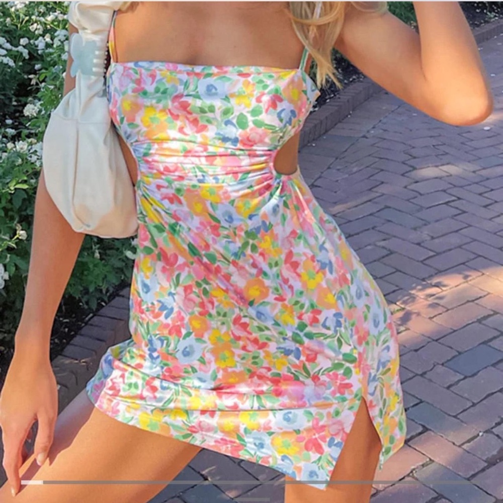 Beginning Boutique Floral Print Women's Mini Dress